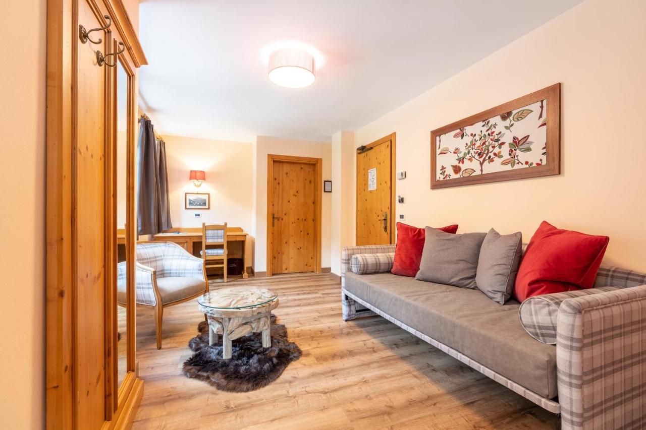 Albergo Conturina Alba di Canazei Buitenkant foto