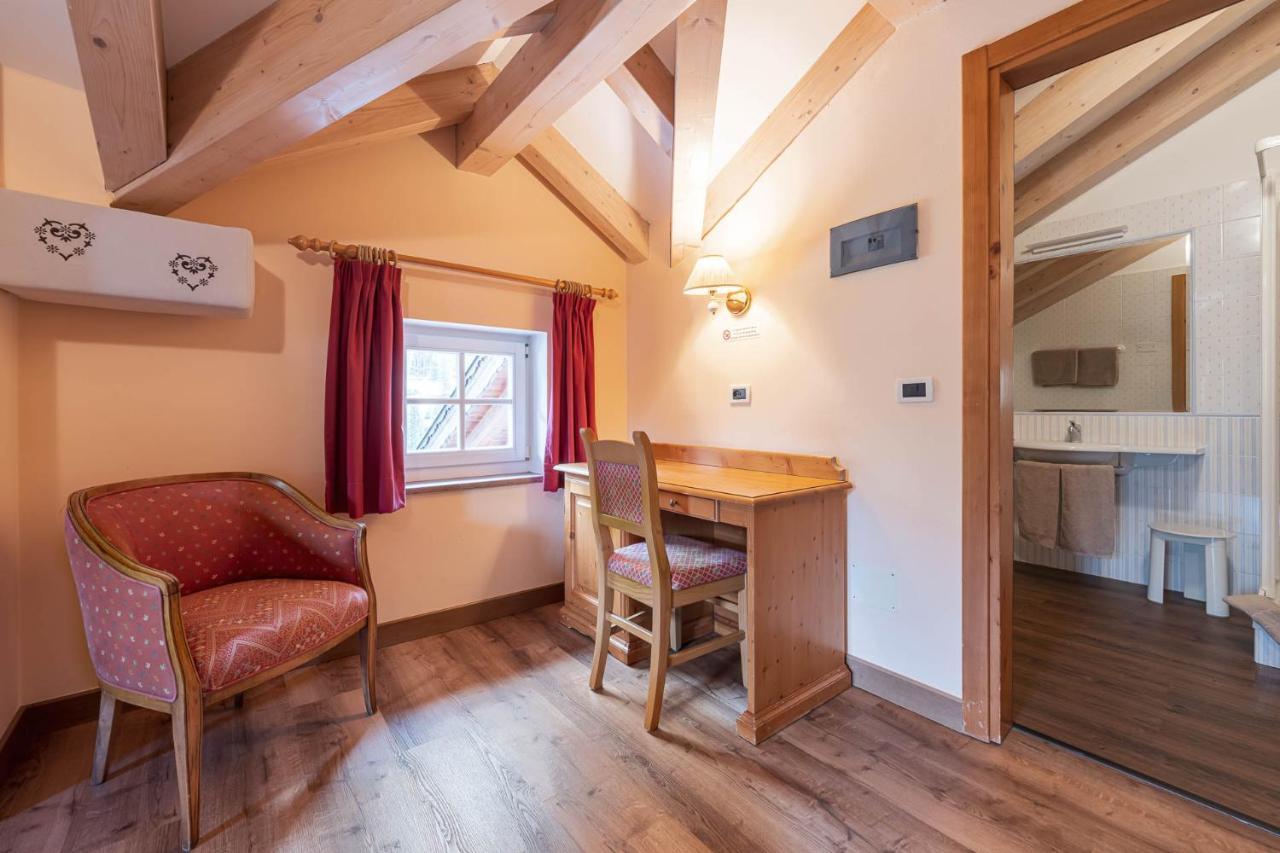 Albergo Conturina Alba di Canazei Buitenkant foto
